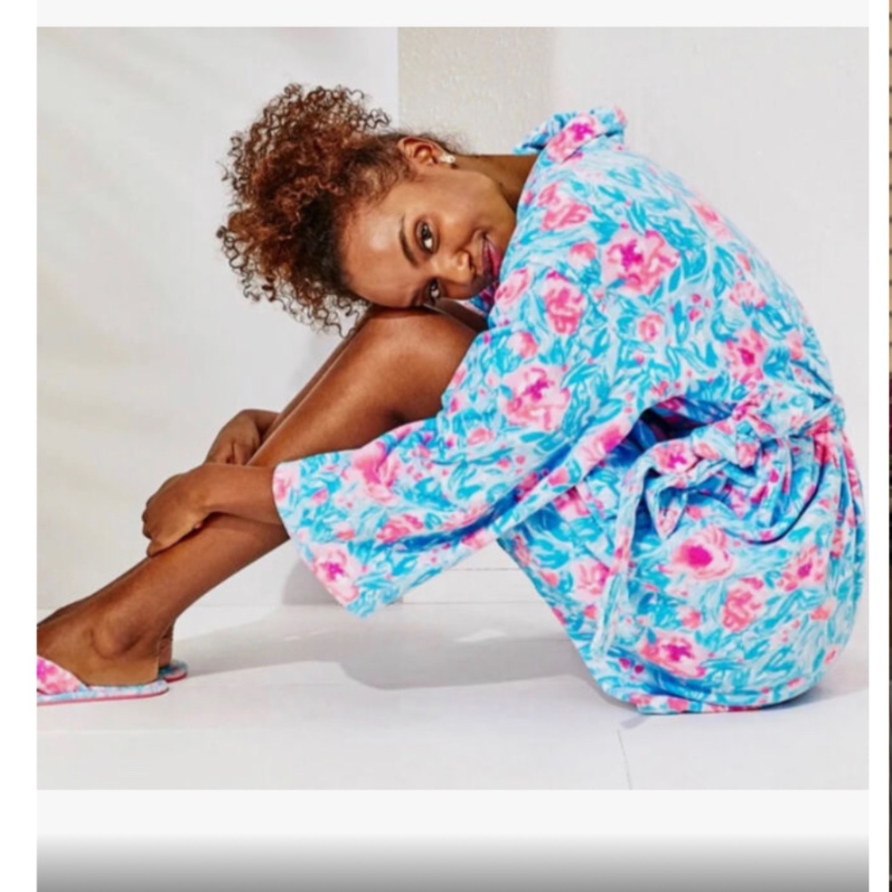 Lilly Pulitzer Blue and Pink Floral Robe